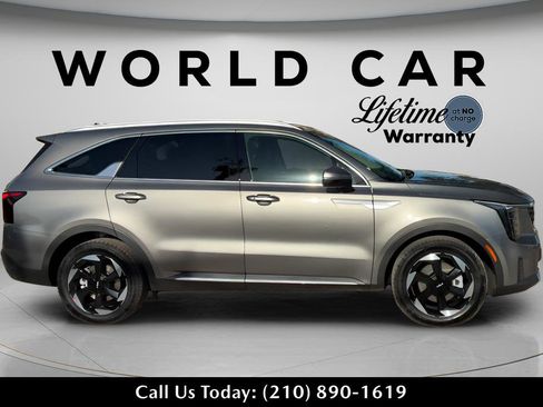 New 2026 Kia Sorento EX FWD image 2