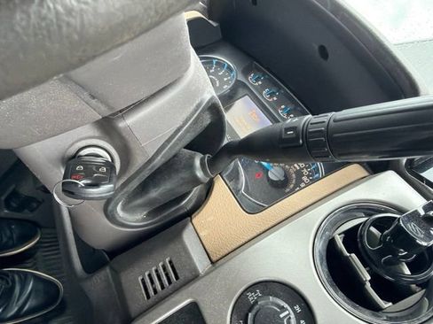 Used 2014 Ford F150 XLT w/ Equipment Group 302A Luxury AWD/4WD image 11