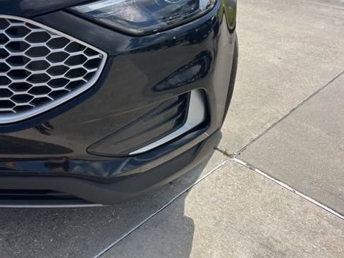 Used 2023 Ford Edge SEL AWD/4WD image 12