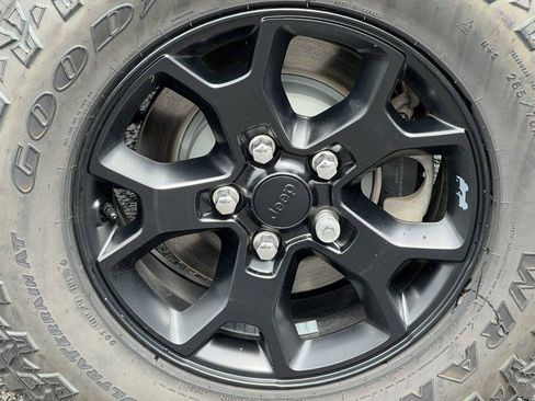 Used 2021 Jeep Wrangler Unlimited Sport AWD/4WD image 8