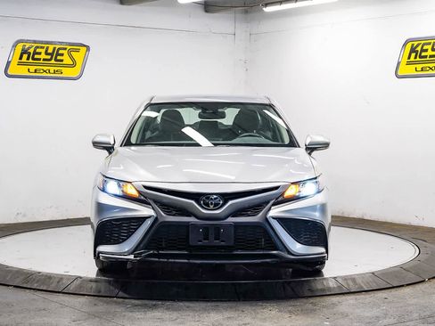 Used 2023 Toyota Camry SE w/ Convenience Package FWD image 6