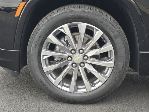 Used 2023 Chevrolet Traverse Premier w/ LPO, Floor Liner Package image 13