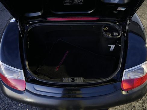 Used 2004 Porsche Boxster S image 18