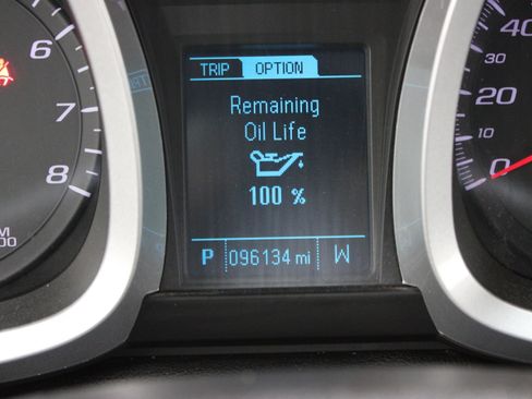 Used 2017 Chevrolet Equinox LT w/ Convenience Package FWD image 40