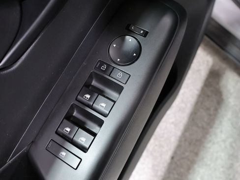 Used 2024 Hyundai Kona SEL AWD/4WD image 14