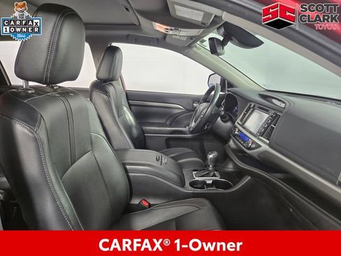 Used 2018 Toyota Highlander SE AWD/4WD image 16