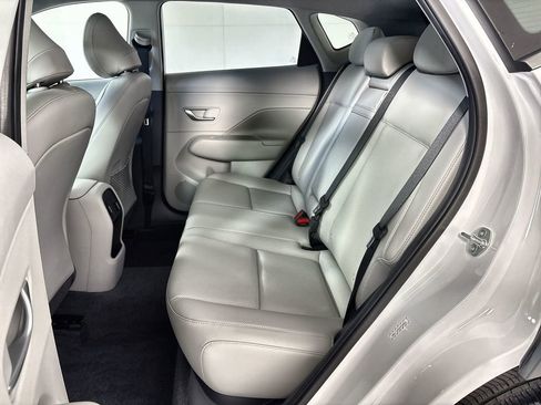 Used 2024 Hyundai Kona Limited FWD image 25