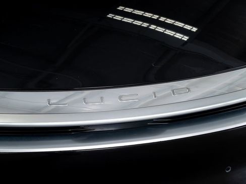Used 2024 Lucid Air Touring AWD/4WD image 6