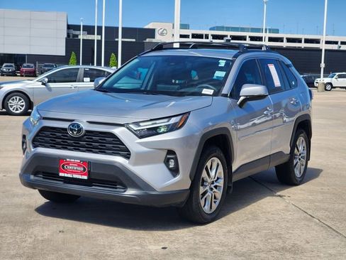 Certified 2024 Toyota RAV4 XLE Premium image 3