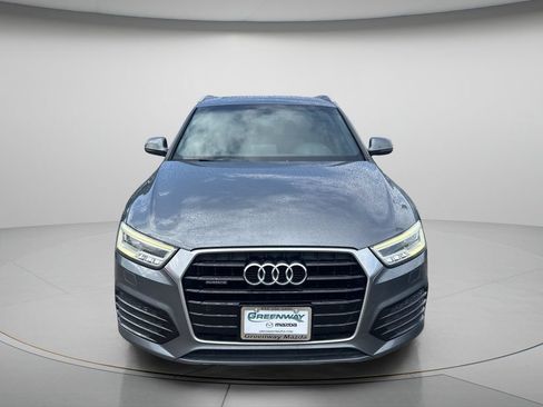 Used 2017 Audi Q3 2.0T Prestige w/ Prestige Package AWD/4WD image 2