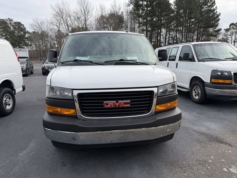 Used 2024 GMC Savana 2500 w/ Driver Convenience Package image 2