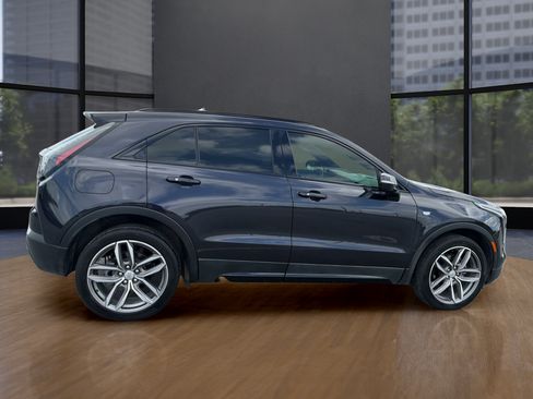 Used 2023 Cadillac XT4 Sport FWD image 17