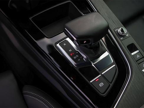 Used 2024 Audi A5 2.0T Premium image 20