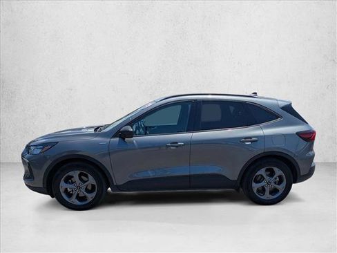 Certified 2025 Ford Escape ST-Line FWD image 9