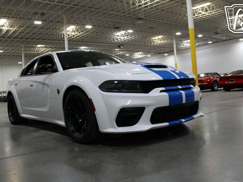 Used 2023 Dodge Charger SRT Hellcat RWD image 28