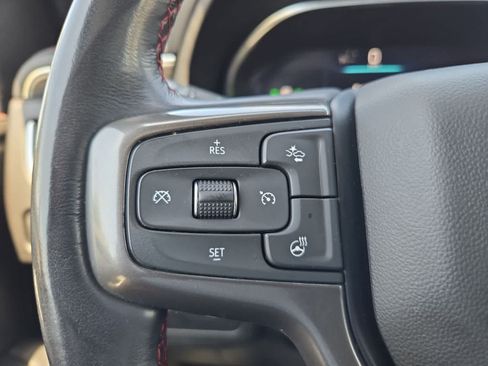 Used 2022 Chevrolet Suburban RST w/ Luxury Package RWD image 23