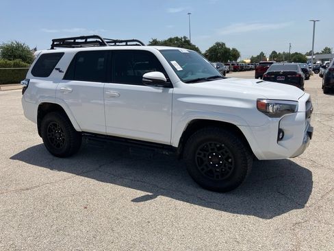 Used 2023 Toyota 4Runner TRD Off-Road Premium w/ Off Road Premium Plus Package AWD/4WD image 3