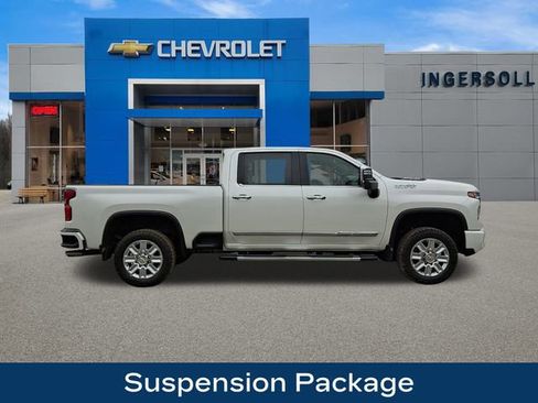 Used 2024 Chevrolet Silverado 2500 High Country w/ Technology Package image 10