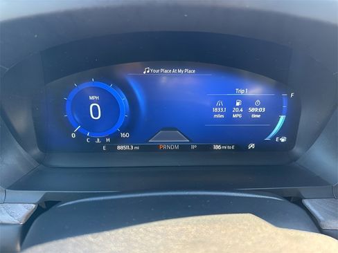 Used 2020 Ford Explorer Platinum w/ Premium Technology Package image 36