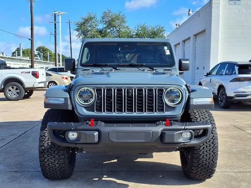 Used 2026 Jeep Wrangler Unlimited Rubicon AWD/4WD image 19