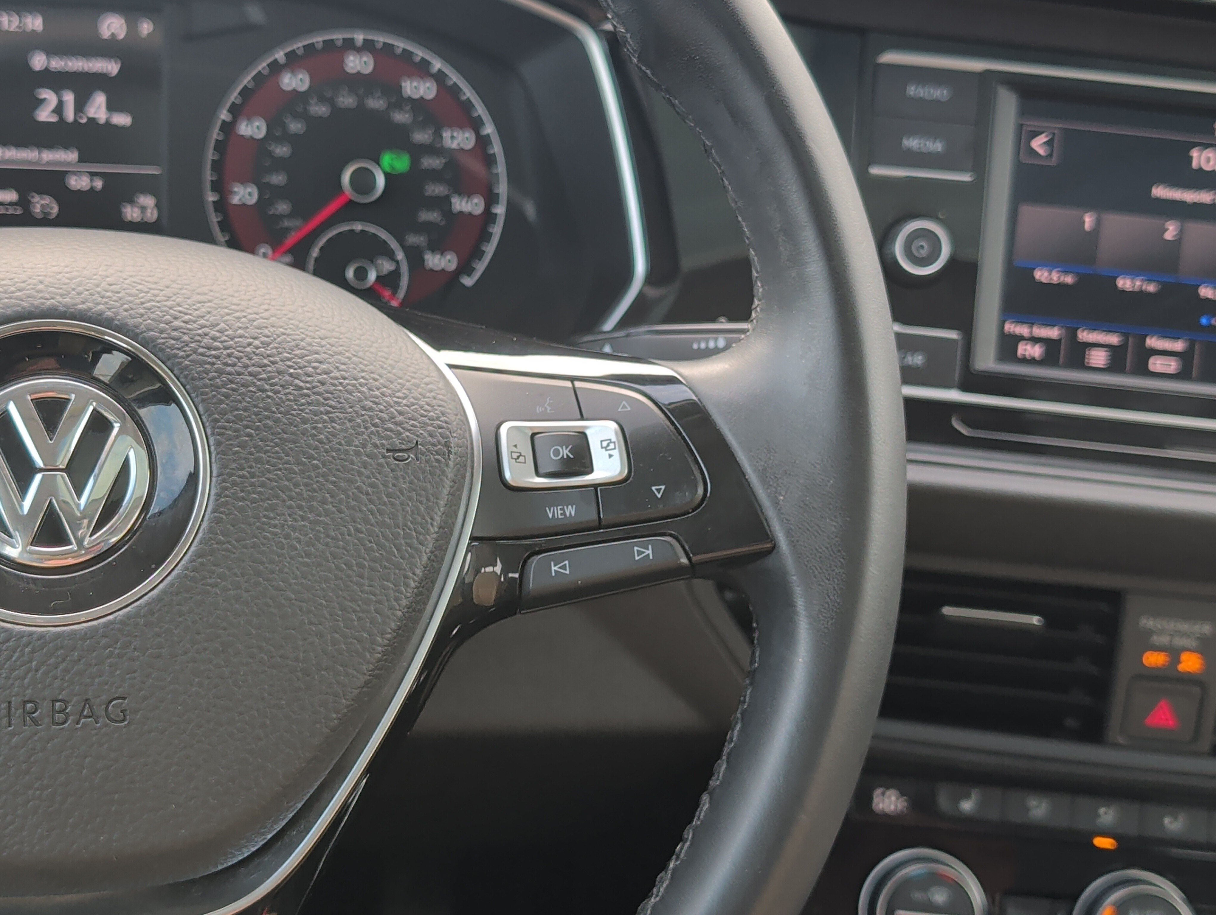 Used 2019 Volkswagen Jetta SE FWD image 28