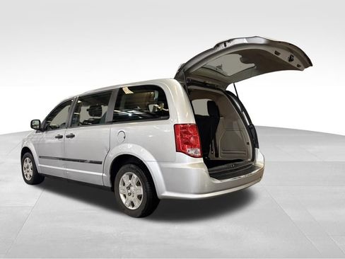 Used 2012 Dodge Grand Caravan American Value Package image 14