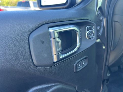 New 2025 Jeep Wrangler Sport S image 19