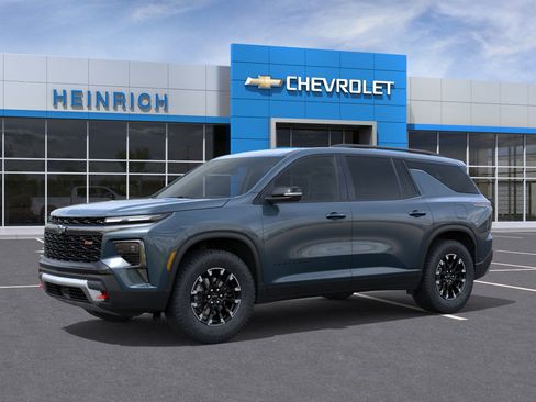 New 2026 Chevrolet Traverse Z71 w/ Driver Confidence Package image 26