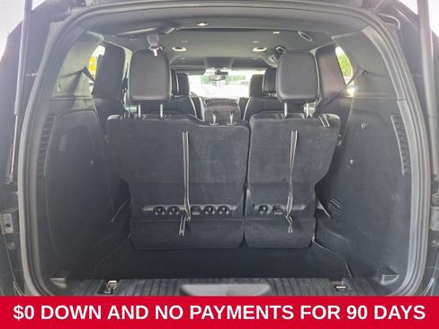 Used 2025 Chrysler Pacifica Select FWD image 23