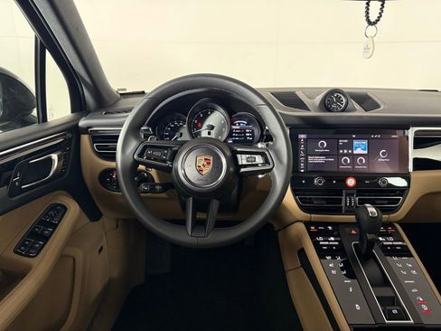 New 2025 Porsche Macan S image 20