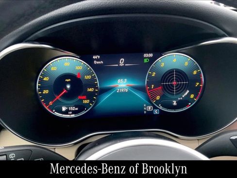 Used 2022 Mercedes-Benz GLC 300 4MATIC image 27