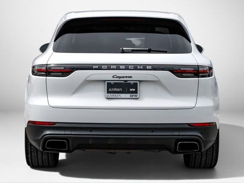 Used 2021 Porsche Cayenne AWD/4WD image 7