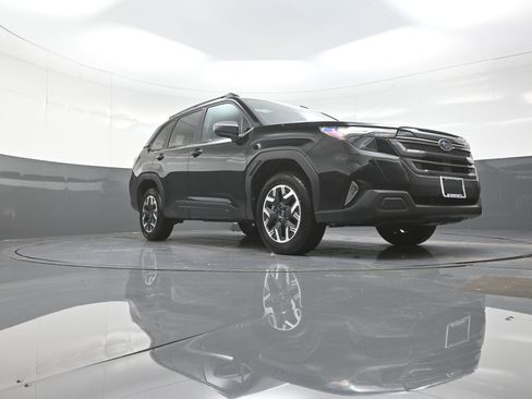 New 2026 Subaru Forester Premium image 9