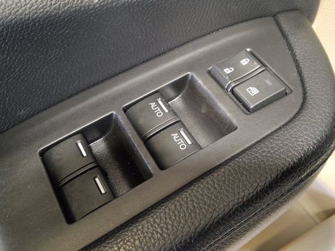 Used 2018 Honda Pilot EX image 27