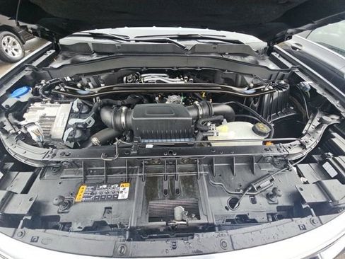 Used 2025 Ford Explorer Platinum w/ Ultimate Package image 19