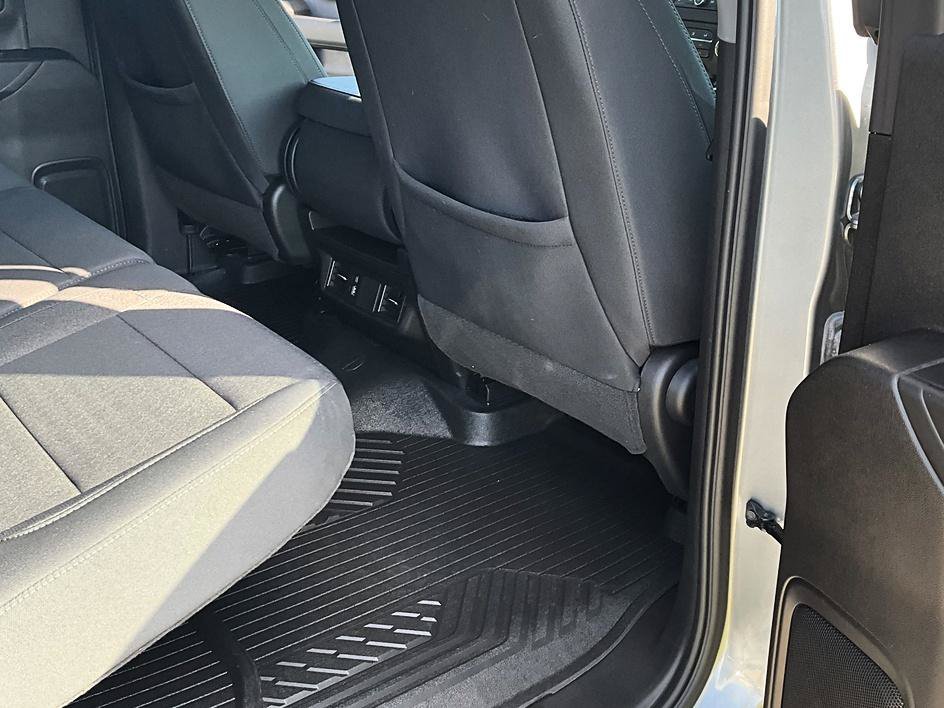 Used 2025 Chevrolet Silverado 1500 Custom Trail Boss w/ LPO, Dark Essentials Package AWD/4WD image 37