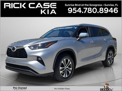 Used 2023 Toyota Highlander XLE