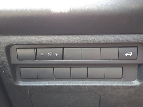 Used 2024 Mitsubishi Outlander SE AWD/4WD image 17