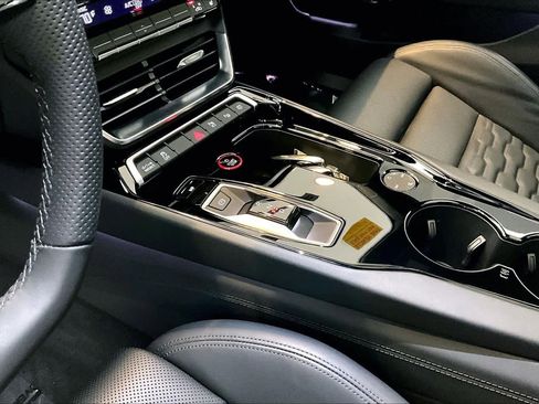 Certified 2025 Audi S e-tron GT Prestige w/ Prestige Package AWD/4WD image 15