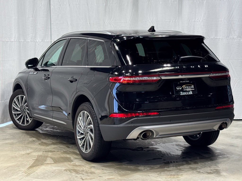Used 2024 Lincoln Corsair Reserve w/ Equipment Group 201A AWD/4WD image 4