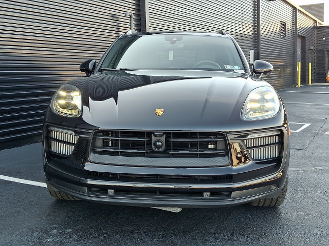 Certified 2024 Porsche Macan S AWD/4WD image 10