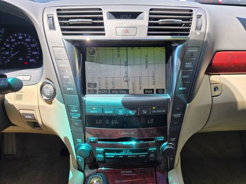 Used 2008 Lexus LS 460 RWD image 17