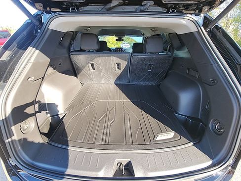 Used 2023 Chevrolet Blazer LT w/ Convenience Package image 32