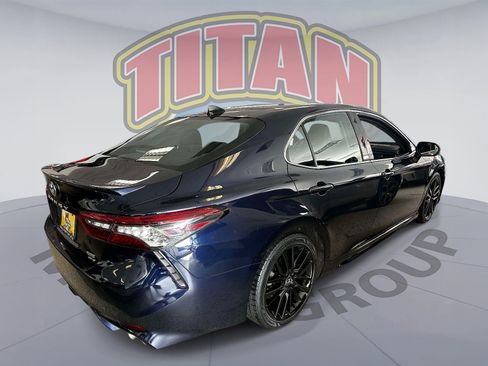 Used 2022 Toyota Camry XSE w/ Carpet Mat Package (TMS) AWD/4WD image 3
