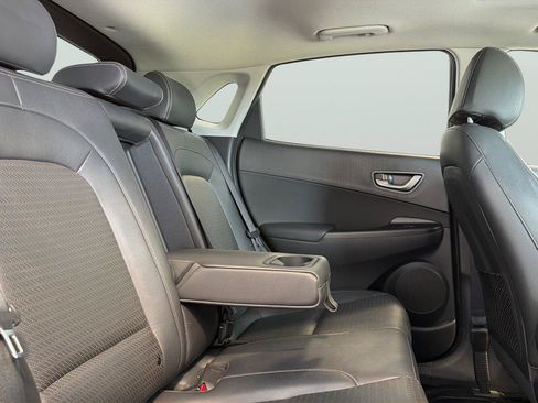 Used 2020 Hyundai Kona Limited AWD/4WD image 14