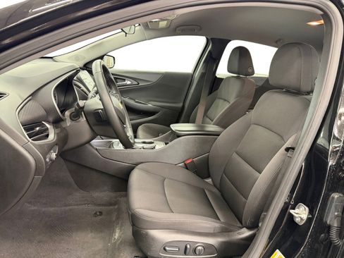 Used 2024 Chevrolet Malibu LT w/ Midnight Edition FWD image 10
