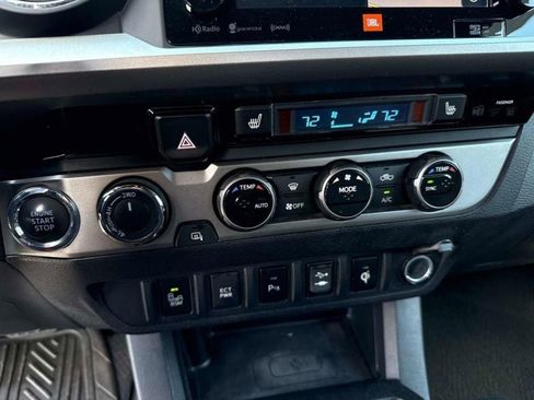 Used 2017 Toyota Tacoma Limited w/ Tow Package image 23