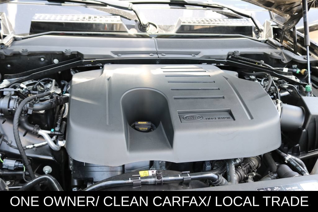 Used 2025 Land Rover Defender 110 X-Dynamic SE AWD/4WD image 9
