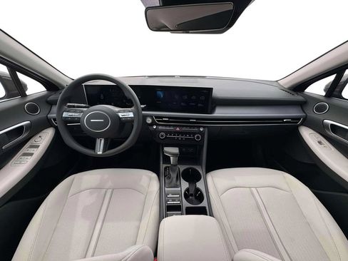 New 2026 Hyundai Sonata SE FWD image 13