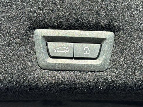 New 2026 BMW i7 xDrive60 w/ Executive Package AWD/4WD image 12